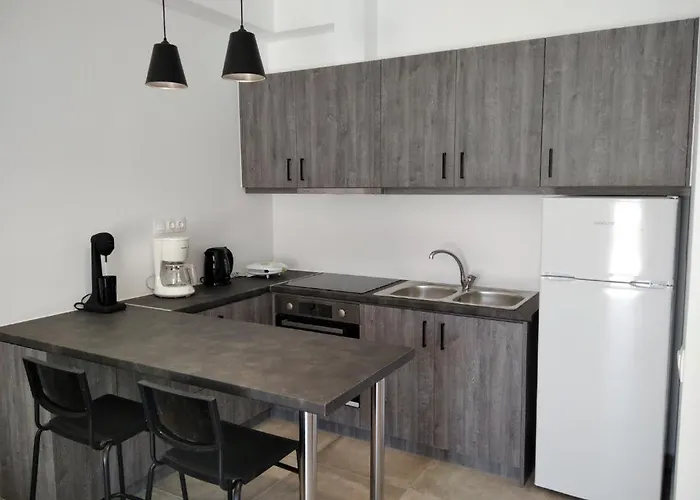 Dimarakis Collection - Armonia Apartment - Ermioni Apartment *